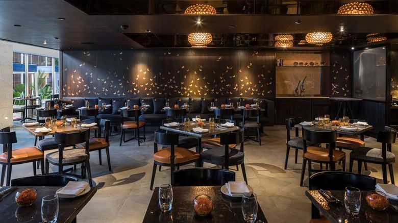 <b>The Park Bangalore Restaurant</b>. Images powered by <a href="https://iceportal.shijigroup.com/" title="IcePortal" target="_blank">IcePortal</a>.