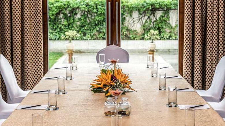 <b>The Park Navi Mumbai Meeting</b>. Images powered by <a href="https://iceportal.shijigroup.com/" title="IcePortal" target="_blank">IcePortal</a>.