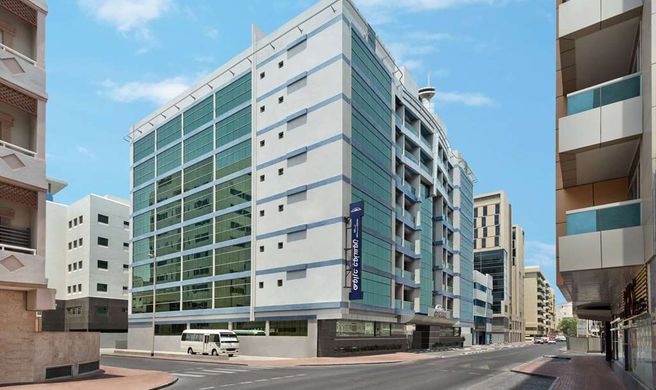 Howard Johnson Plaza by Wyndham Deira Exterior