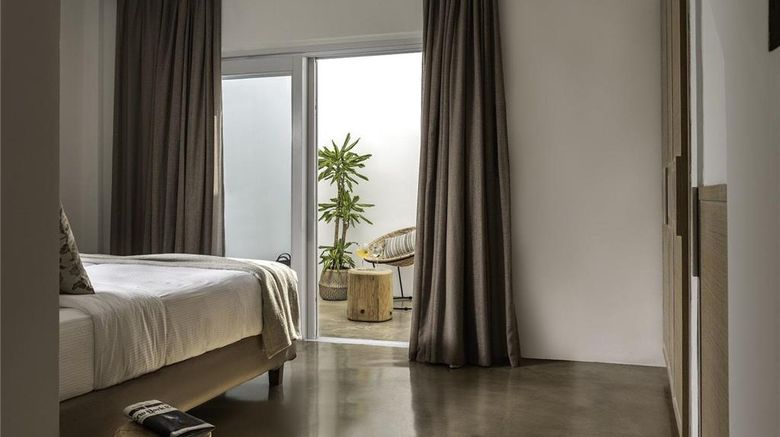 <b>Andronis Arcadia Hotel Suite</b>. Images powered by <a href="https://iceportal.shijigroup.com/" title="IcePortal" target="_blank">IcePortal</a>.