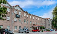 MainStay Suites Addison