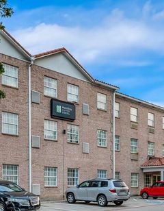 MainStay Suites Addison