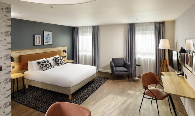 Aparthotel Adagio London Sutton Point Exterior