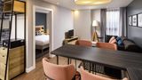 Aparthotel Adagio London Sutton Point Room