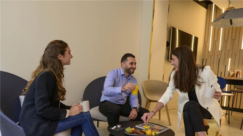 <b>Ibis Styles Paris Lafayette Opera Meeting</b>. Images powered by <a href="https://iceportal.shijigroup.com/" title="IcePortal" target="_blank">IcePortal</a>.