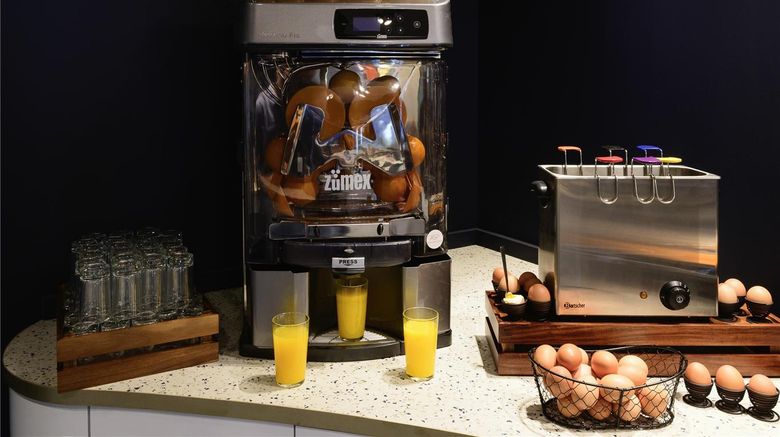 <b>Ibis Styles Paris Lafayette Opera Restaurant</b>. Images powered by <a href="https://iceportal.shijigroup.com/" title="IcePortal" target="_blank">IcePortal</a>.