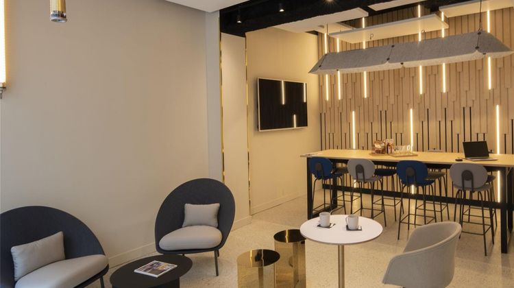 Ibis Styles Paris Lafayette Opera Exterior