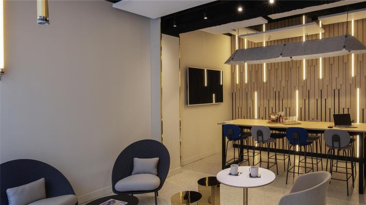 Ibis Styles Paris Lafayette Opera Meeting