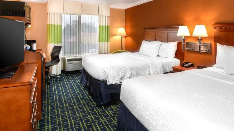 SureStay Hotel by BW Ontario Airport Room