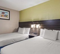 SureStay Studio by BW Virginia Beach Room