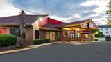 <b>Howard Johnson by Wyndham Houston Exterior</b>. Images powered by <a href="https://iceportal.shijigroup.com/" title="IcePortal" target="_blank">IcePortal</a>.