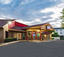 Howard Johnson by Wyndham Houston Exterior