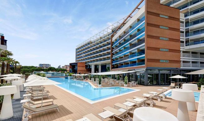 Almar Jesolo Resort & Spa Exterior