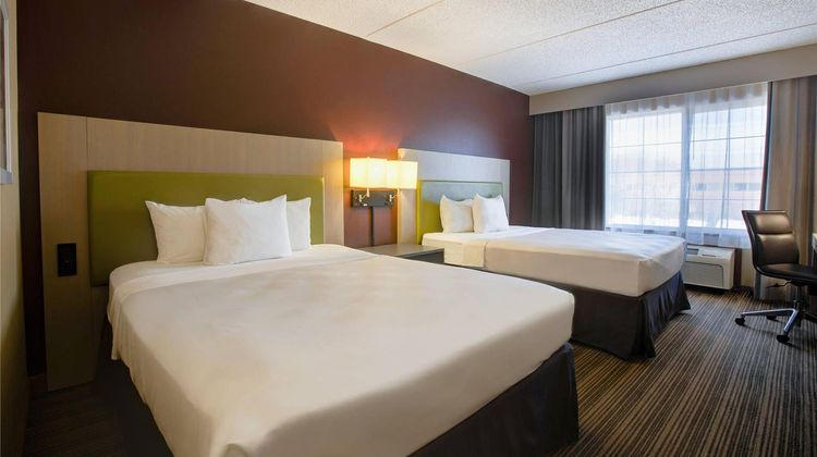 Comfort Inn & Suites St Paul Northeast Room