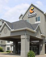 Comfort Inn & Suites St Paul Northeast