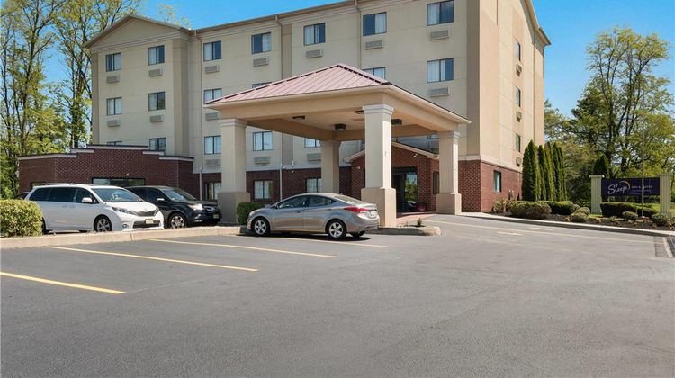 Sleep Inn & Suites Exterior
