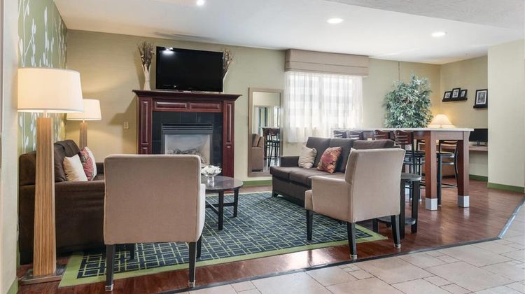 Sleep Inn & Suites Lobby