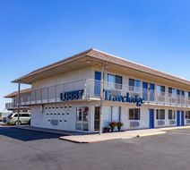 Travelodge by Wyndham Miles City Exterior