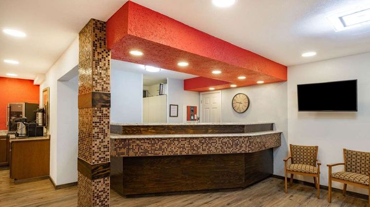 Travelodge by Wyndham Miles City Lobby