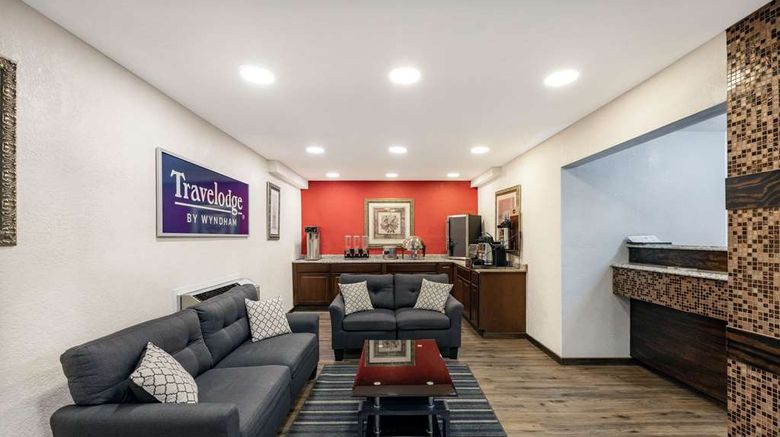 <b>Travelodge by Wyndham Miles City Lobby</b>. Images powered by <a href="https://iceportal.shijigroup.com/" title="IcePortal" target="_blank">IcePortal</a>.