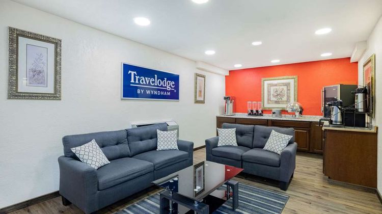 Travelodge by Wyndham Miles City Lobby