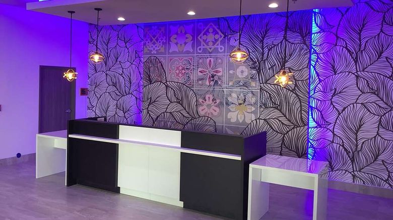 <b>La Quinta Inn & Suites Corpus Christi SE Lobby</b>. Images powered by <a href="https://iceportal.shijigroup.com/" title="IcePortal" target="_blank">IcePortal</a>.
