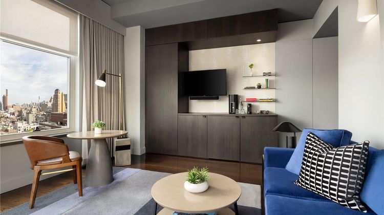 ModernHaus SoHo Suite