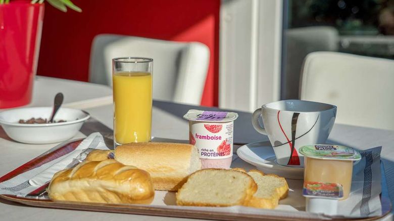 <b>Premiere Classe Rouen Nord Restaurant</b>. Images powered by <a href="https://iceportal.shijigroup.com/" title="IcePortal" target="_blank">IcePortal</a>.