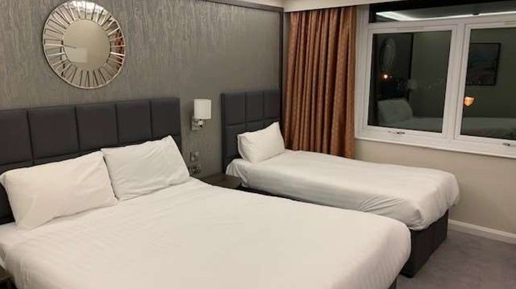 Park Hall Wolverhampton Room