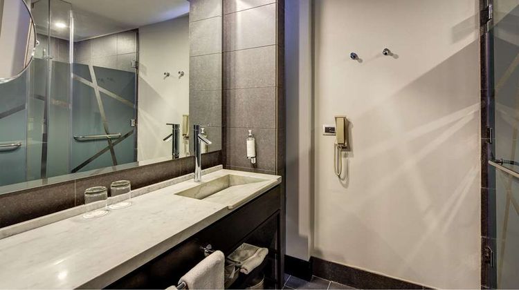 Wyndham Pettra Santiago Room