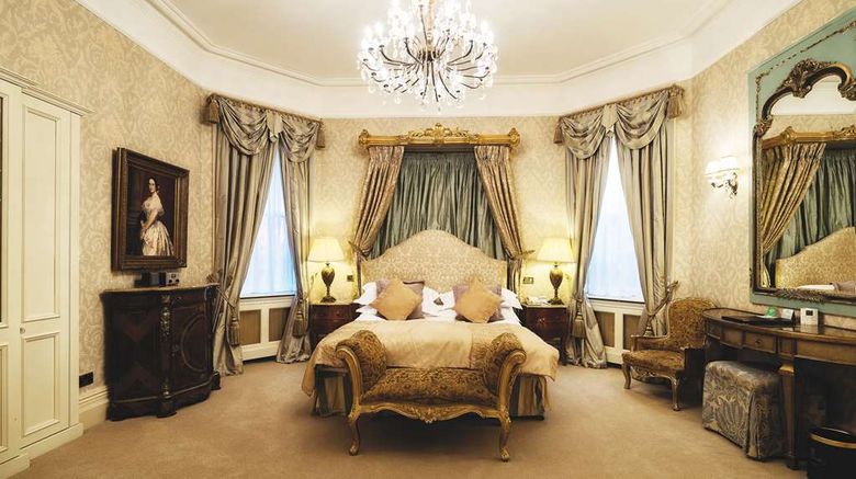 <b>Fitzpatrick Castle Dublin Suite</b>. Images powered by <a href="https://iceportal.shijigroup.com/" title="IcePortal" target="_blank">IcePortal</a>.