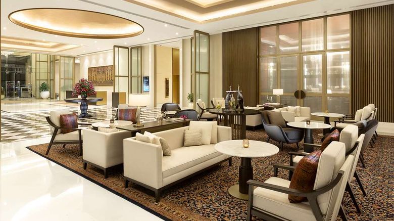 <b>The Leela Bhartiyar City Bengaluru Lobby</b>. Images powered by <a href="https://iceportal.shijigroup.com/" title="IcePortal" target="_blank">IcePortal</a>.