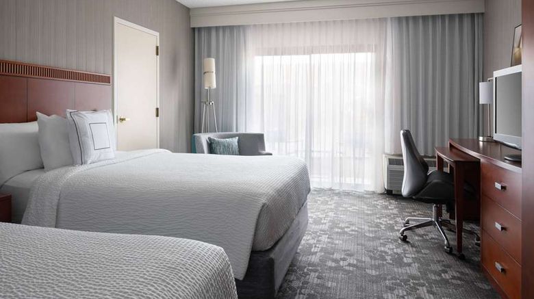 <b>Sonesta Select Phoenix Camelback Room</b>. Images powered by <a href="https://iceportal.shijigroup.com/" title="IcePortal" target="_blank">IcePortal</a>.