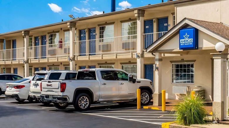 <b>Americas Best Value Inn Bowling Green Exterior</b>. Images powered by <a href="https://iceportal.shijigroup.com/" title="IcePortal" target="_blank">IcePortal</a>.