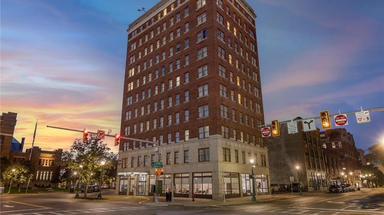 Best Western Syracuse Dwntn Hotel & Stes Exterior