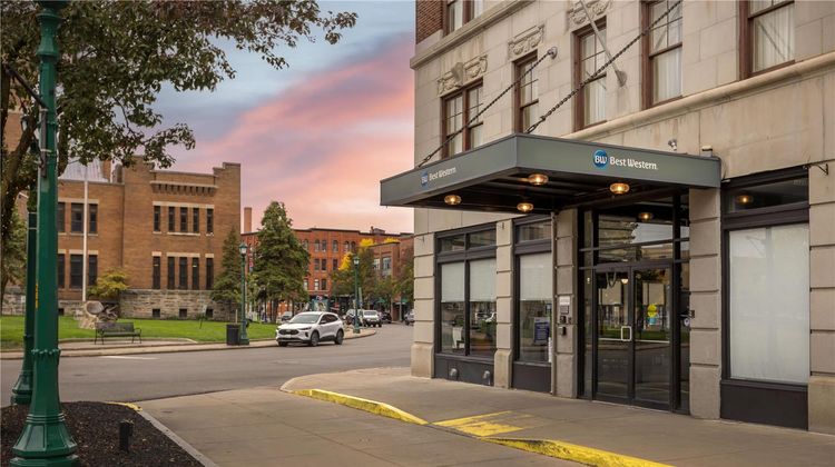 Best Western Syracuse Dwntn Hotel & Stes Exterior