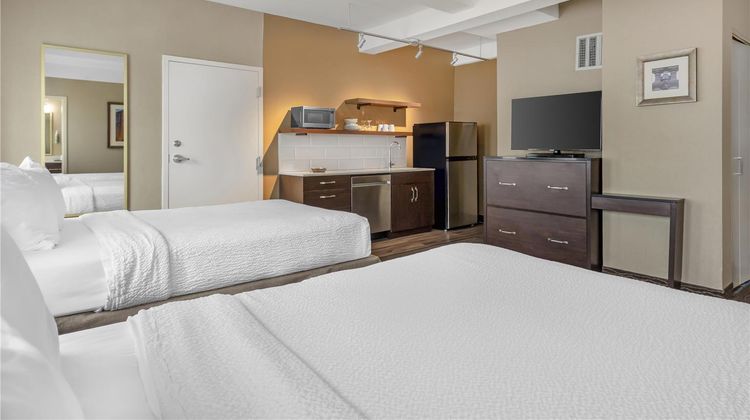 Best Western Syracuse Dwntn Hotel & Stes Room