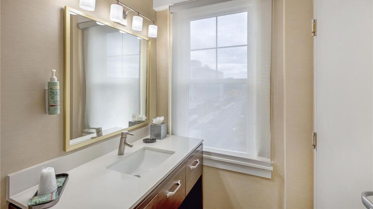 Best Western Syracuse Dwntn Hotel & Stes Room