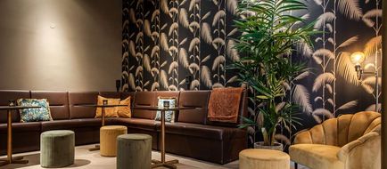 Palm Tree Hotel, BW Signature Collection Lobby