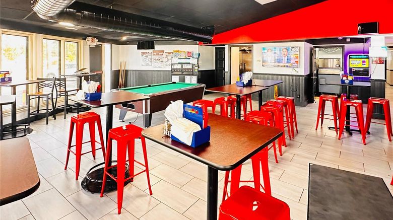 <b>Quality Inn St Paul-Minneapolis-Midway Restaurant</b>. Images powered by <a href="https://iceportal.shijigroup.com/" title="IcePortal" target="_blank">IcePortal</a>.