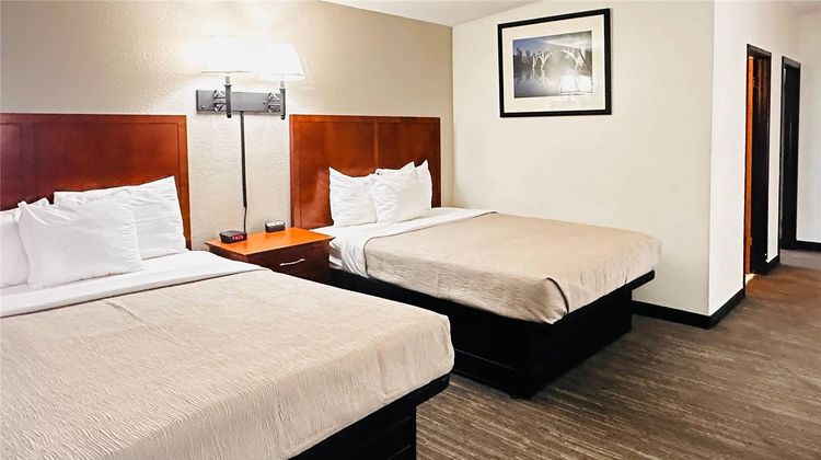 Quality Inn St Paul-Minneapolis-Midway Room