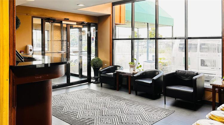 Quality Inn St Paul-Minneapolis-Midway Lobby