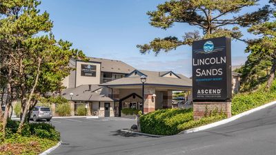 Lincoln Sands Oceanfront Resort, Ascend