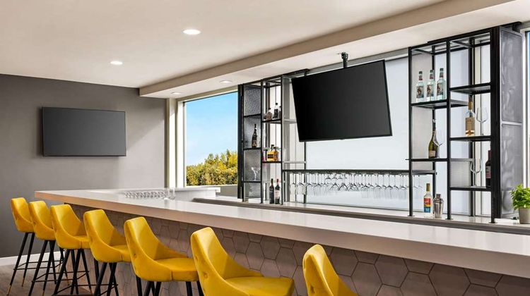 Microtel Inn & Suites by Wyndham Restaurant