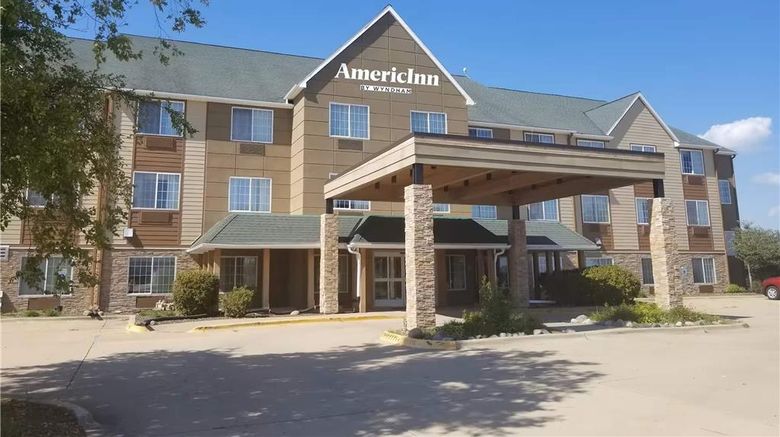 AmericInn by Wyndham Galesburg Exterior. Images powered by <a href="https://iceportal.shijigroup.com" target="_blank" rel="noopener">Ice Portal</a>.