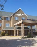 AmericInn by Wyndham Galesburg