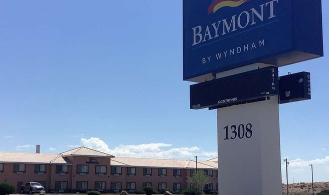 Baymont by Wyndham Holbrook Exterior