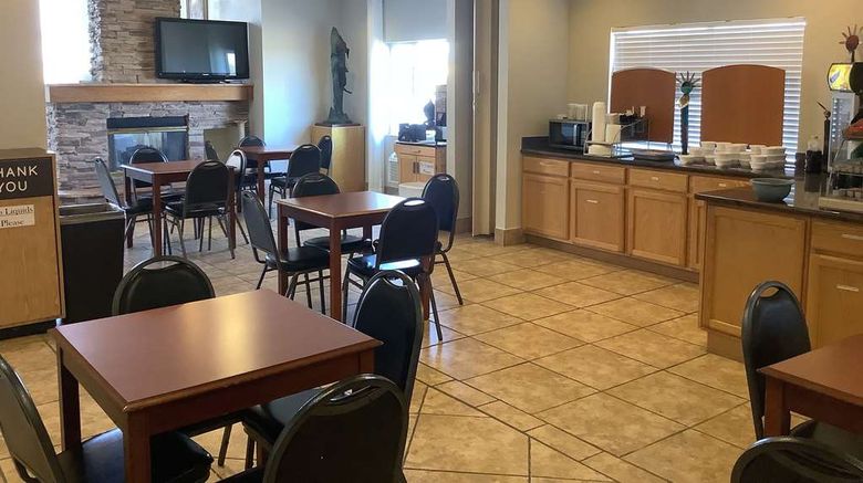<b>Baymont by Wyndham Holbrook Other</b>. Images powered by <a href="https://iceportal.shijigroup.com/" title="IcePortal" target="_blank">IcePortal</a>.