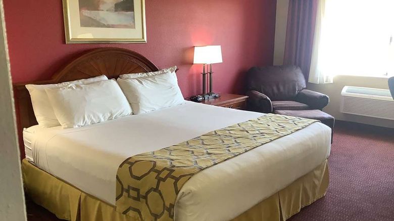 <b>Baymont by Wyndham Holbrook Room</b>. Images powered by <a href="https://iceportal.shijigroup.com/" title="IcePortal" target="_blank">IcePortal</a>.