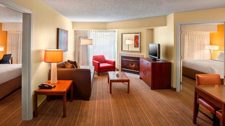 <b>Sonesta ES Stes Allentown Bethlehem Apt Suite</b>. Images powered by <a href="https://iceportal.shijigroup.com/" title="IcePortal" target="_blank">IcePortal</a>.